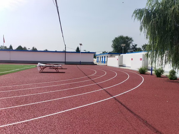 永登縣大同鎮(zhèn)泉水溝小學 (4).jpg